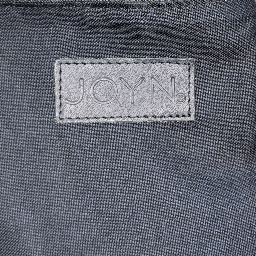 JOYN Crossbody Bag Handmade Abstract Leaf Print - Picture 5 of 9